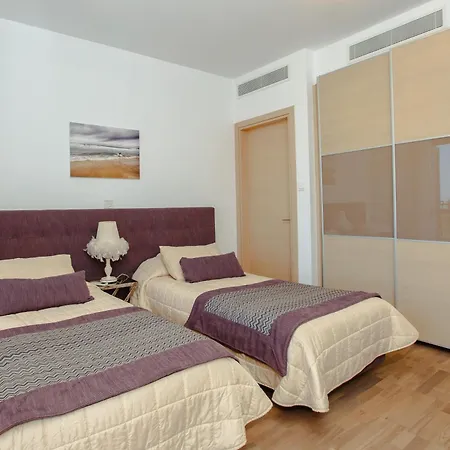Villa Luxury Aj06 With Private Heated Pool & Jacuzzi, Services Inc, Aphrodite Hills *