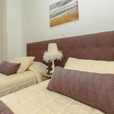 Luxury Aj06 With Private Heated Pool & Jacuzzi, Services Inc, Aphrodite Hills