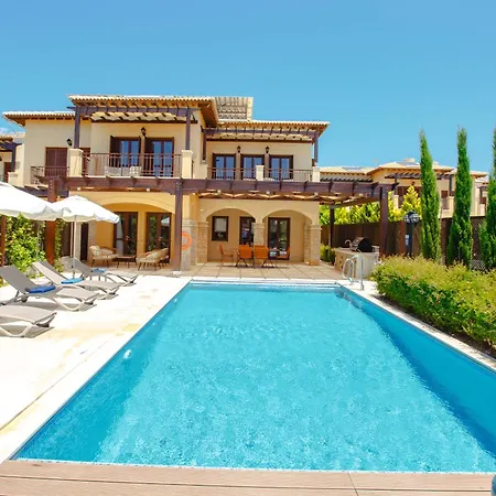 Villa Luxury Aj06 With Private Heated Pool & Jacuzzi, Services Inc, Aphrodite Hills *