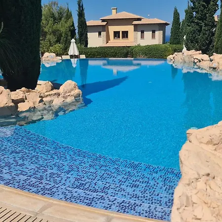Villa Luxury Aj06 With Private Heated Pool & Jacuzzi, Services Inc, Aphrodite Hills *