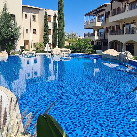 Luxury Elite Aj06 Complete With A Private, Climate Controlled Pool And A Relaxing Outdoor Jacuzzi, Aphrodite Hills *