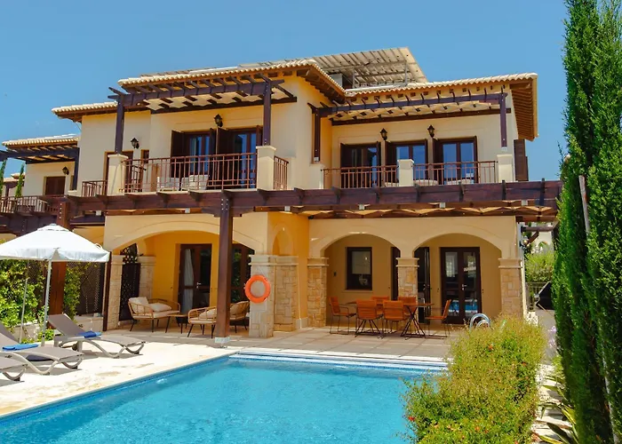 Luxury Elite Aj06 Complete With A Private, Climate Controlled Pool And A Relaxing Outdoor Jacuzzi, Aphrodite Hills