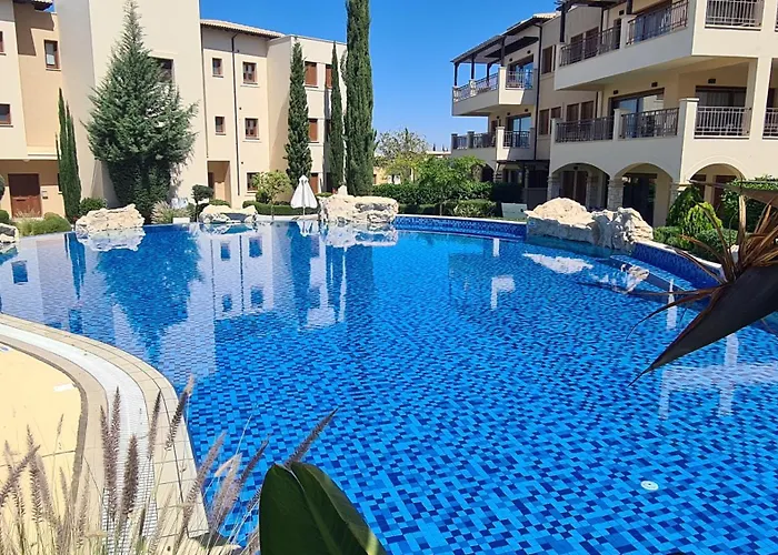 Luxury Elite Aj06 Complete With A Private, Climate Controlled Pool And A Relaxing Outdoor Jacuzzi, Aphrodite Hills *